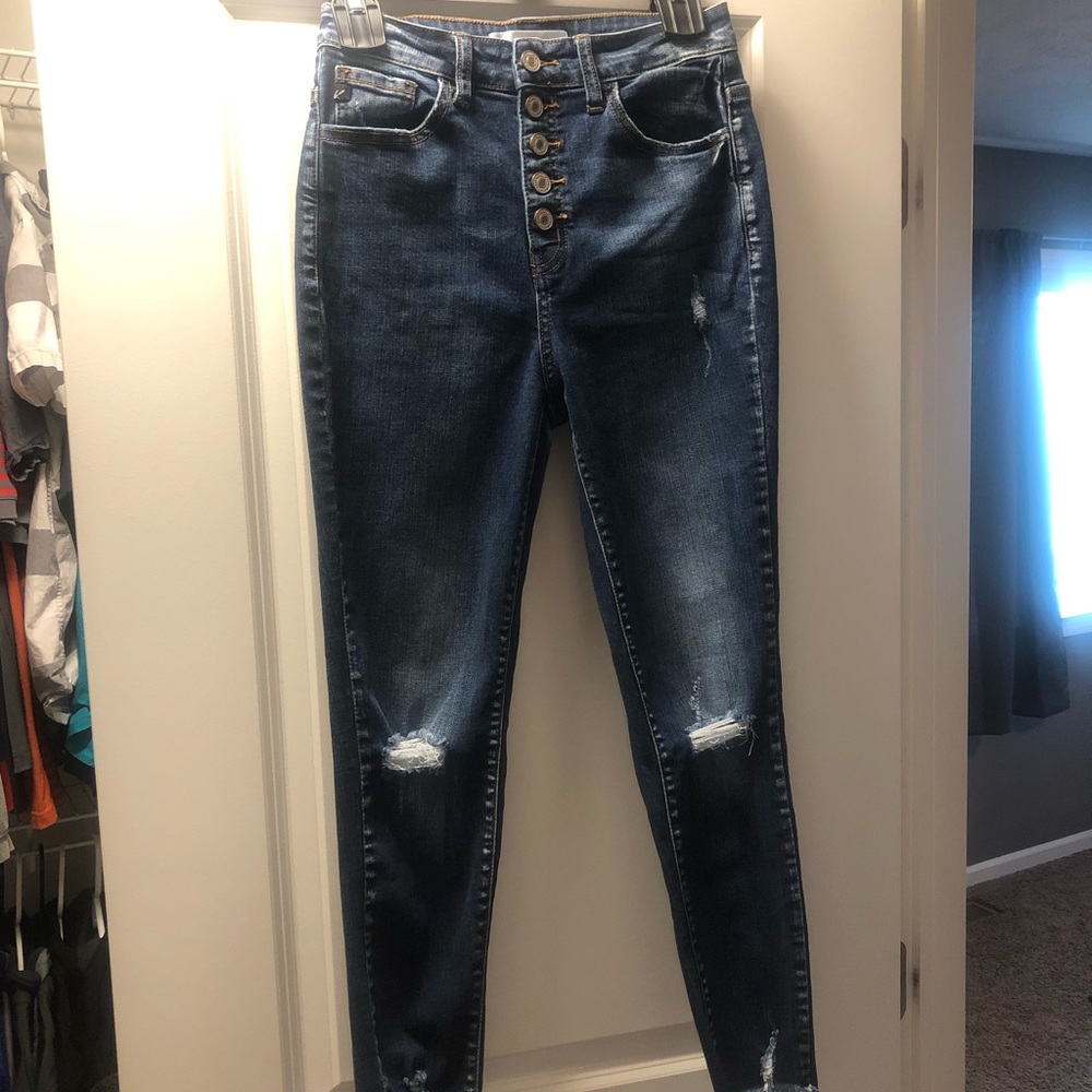 High waisted jeans